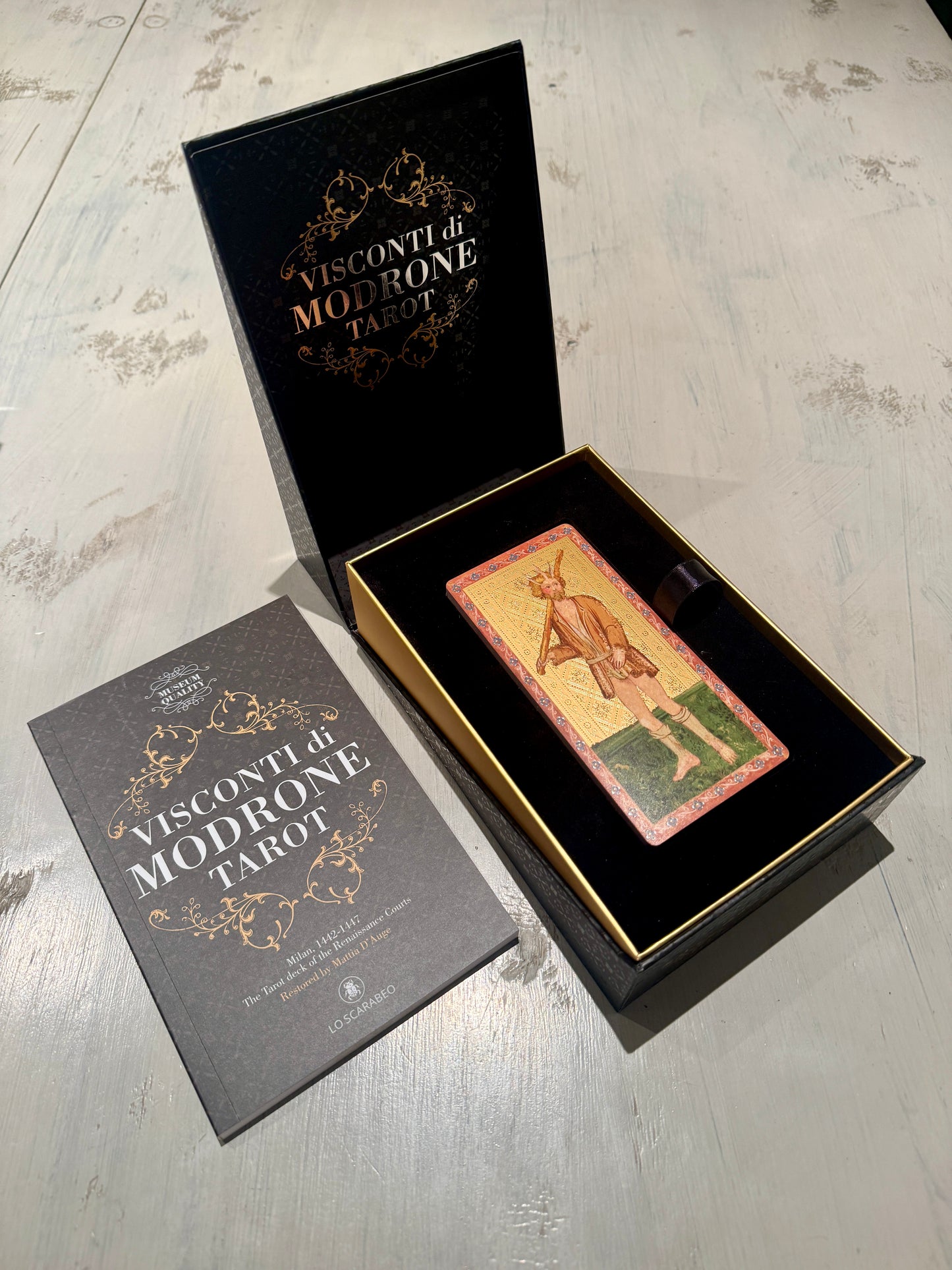 
                  
                    Visconti di Modrone TAROT (Museum Quality) • Lo Scarabeo
                  
                