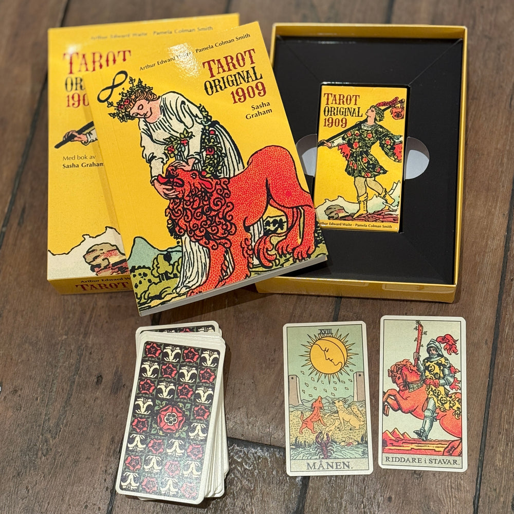 Tarot original 1909 med bok av Saha Graham (svenska)