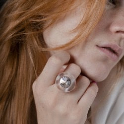 
                  
                    BAY Frosten, ring • Miravidi
                  
                