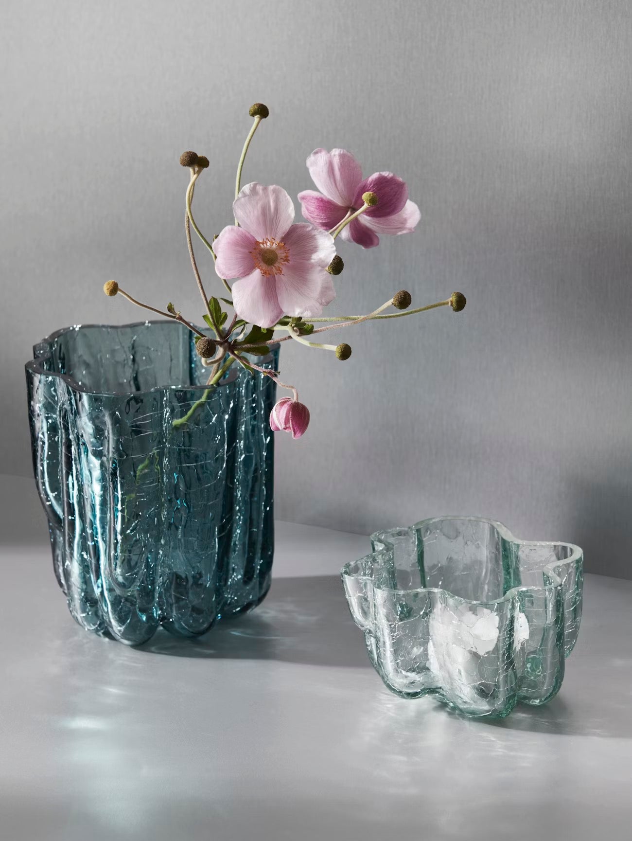 
                  
                    Crackle ljuslykta 58 mm, Circular • Kosta Boda
                  
                