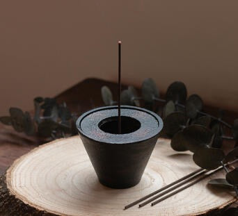 Jhana, rökelsehållare gjutjärn