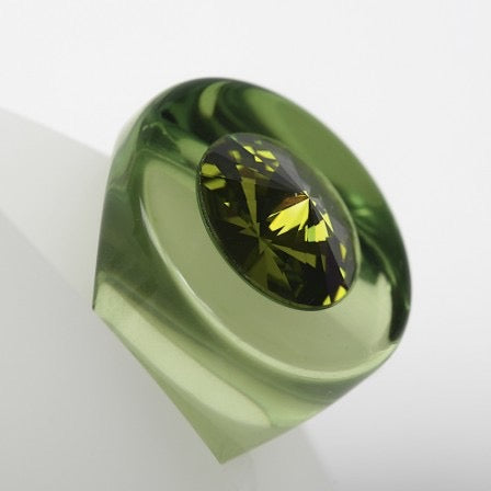 
                  
                    BAY Olive, ring
                  
                