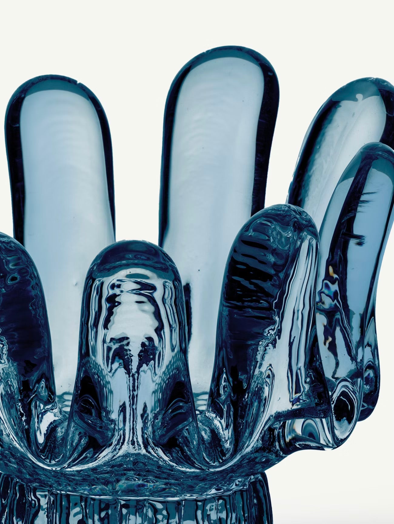 
                  
                    Sunflower Circular 92 mm • Kosta Boda
                  
                