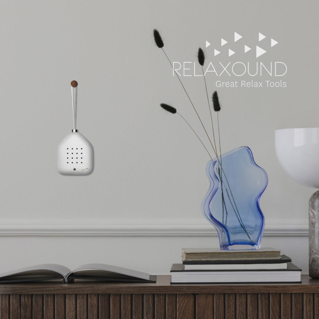 
                  
                    Ladda och spela video i gallerivisning, Lily Bell Snowling • Relaxound
                  
                