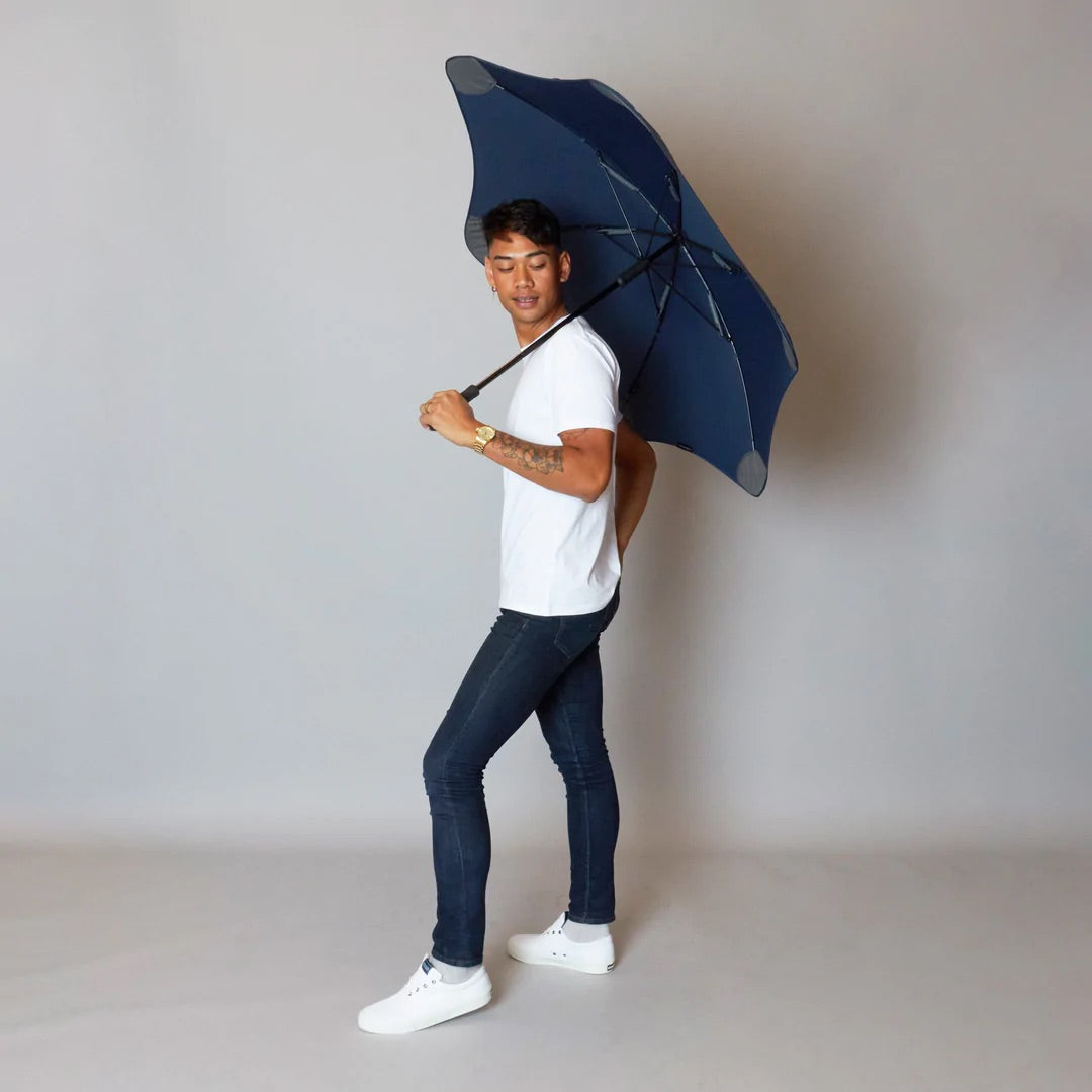 
                  
                    Classic Navy, långt paraply | Blunt Umbrellas
                  
                