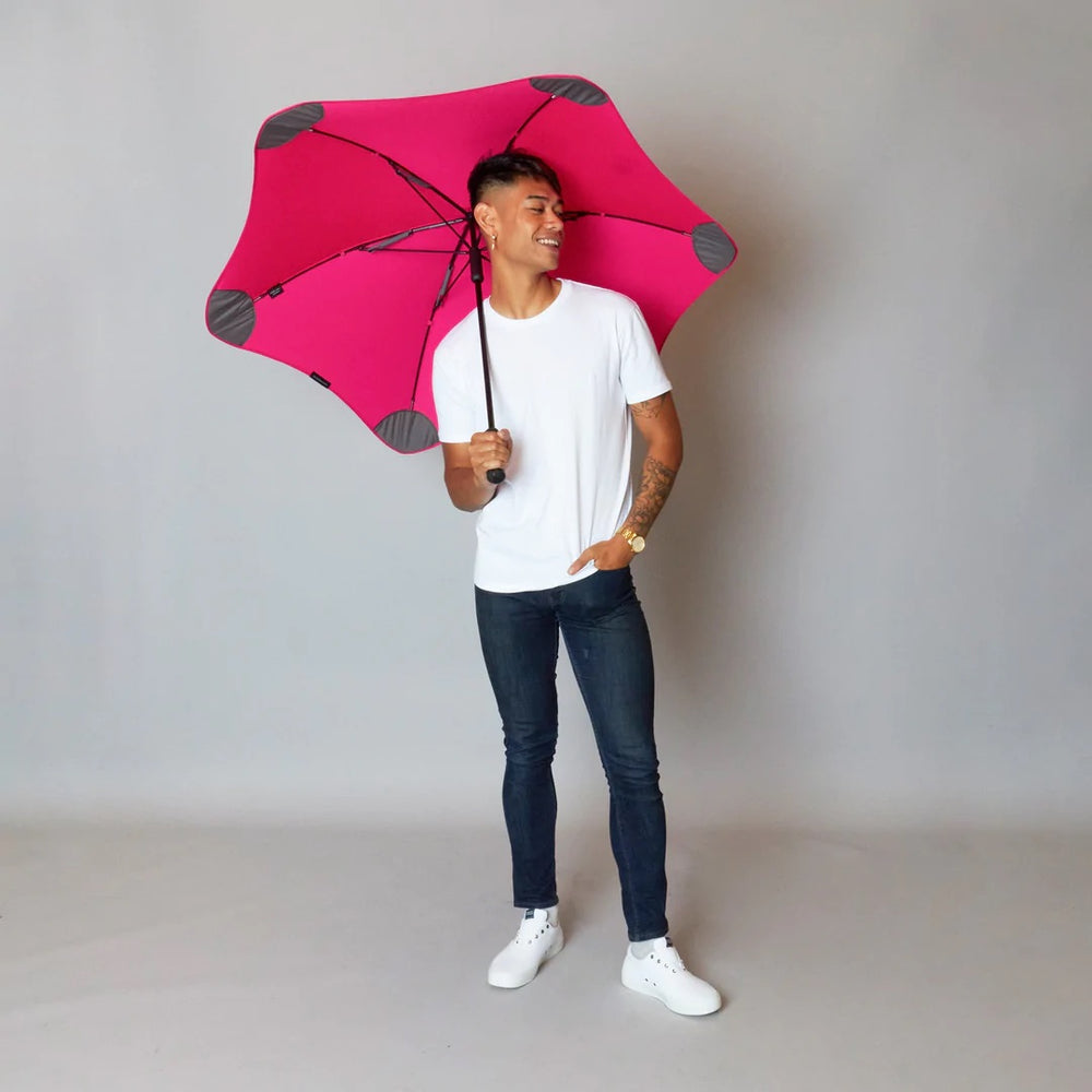 
                  
                    Classic Pink, långt paraply | Blunt Umbrellas
                  
                