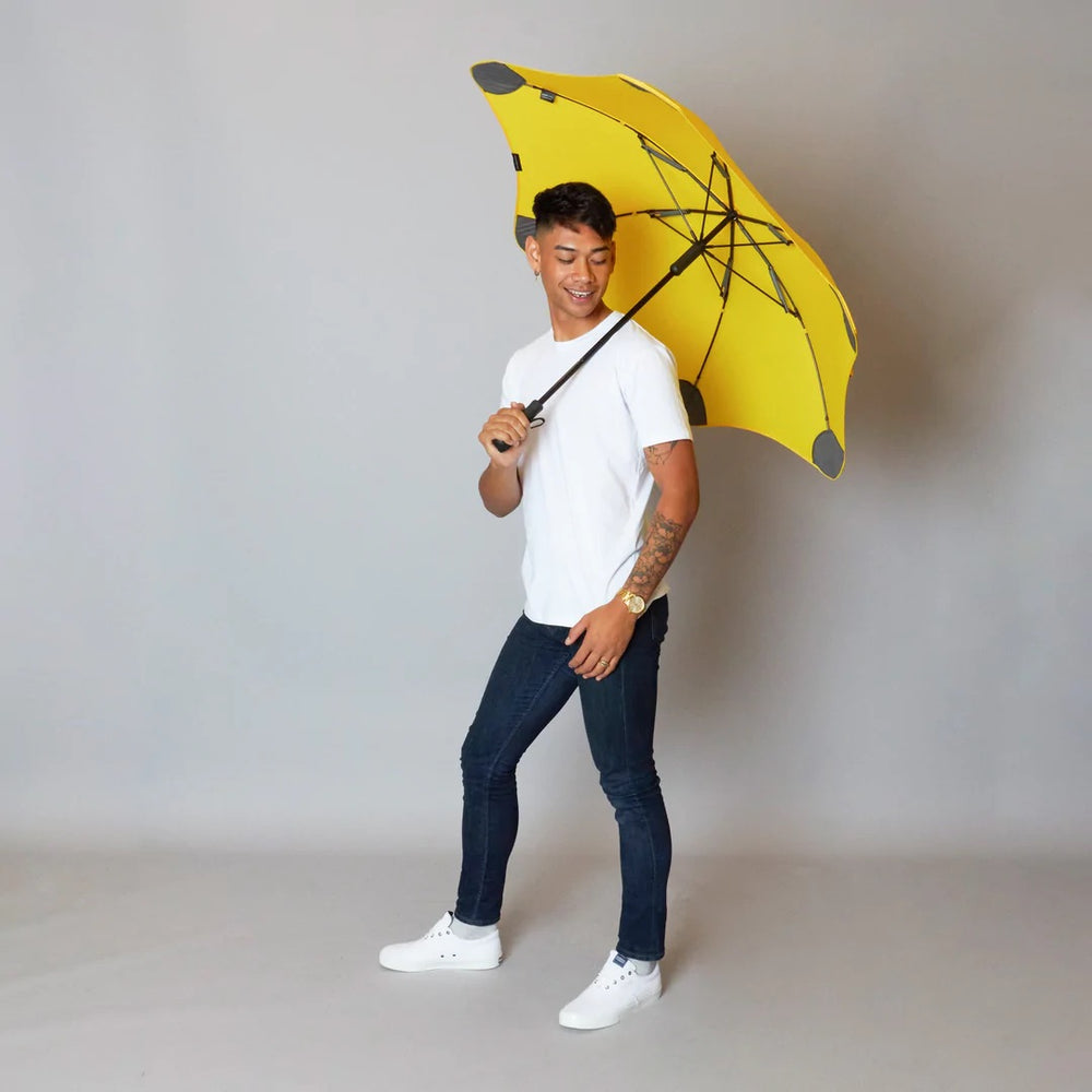 
                  
                    Classic Yellow, långt paraply | Blunt Umbrellas
                  
                
