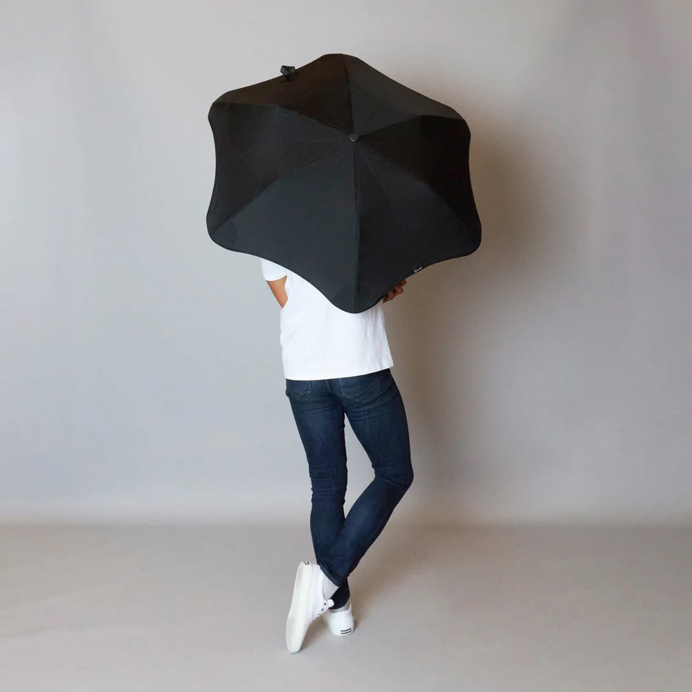 
                  
                    Metro Black, hopfällbart paraply | Blunt Umbrellas
                  
                
