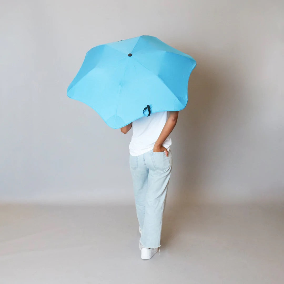 
                  
                    Metro Blue, hopfällbart paraply | Blunt Umbrellas
                  
                