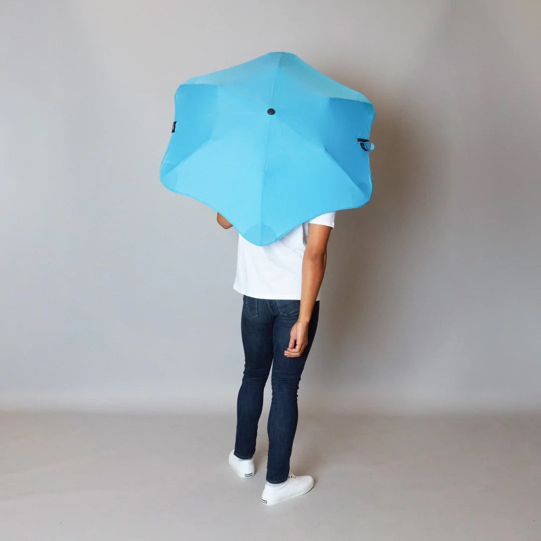 
                  
                    Metro Blue, hopfällbart paraply | Blunt Umbrellas
                  
                
