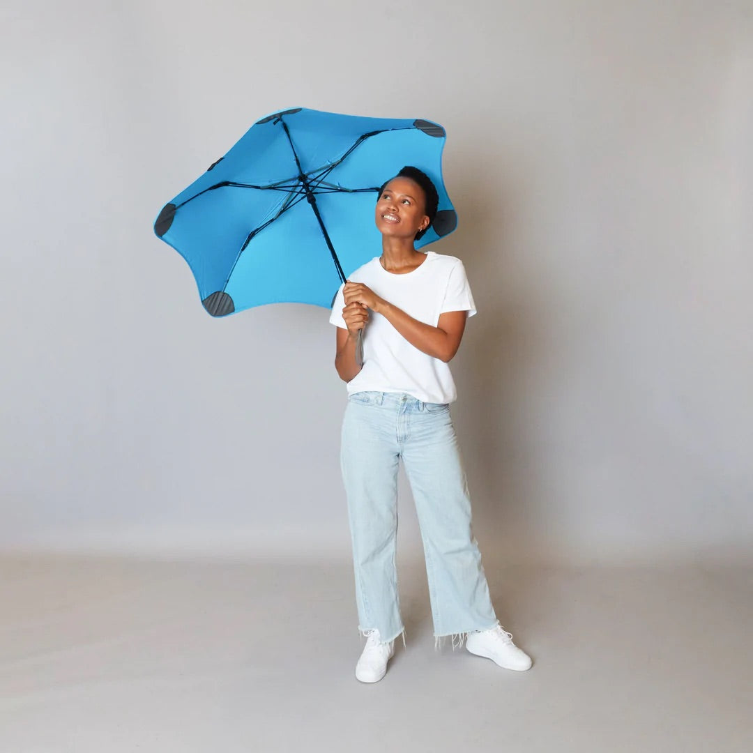 
                  
                    Metro Blue, hopfällbart paraply | Blunt Umbrellas
                  
                