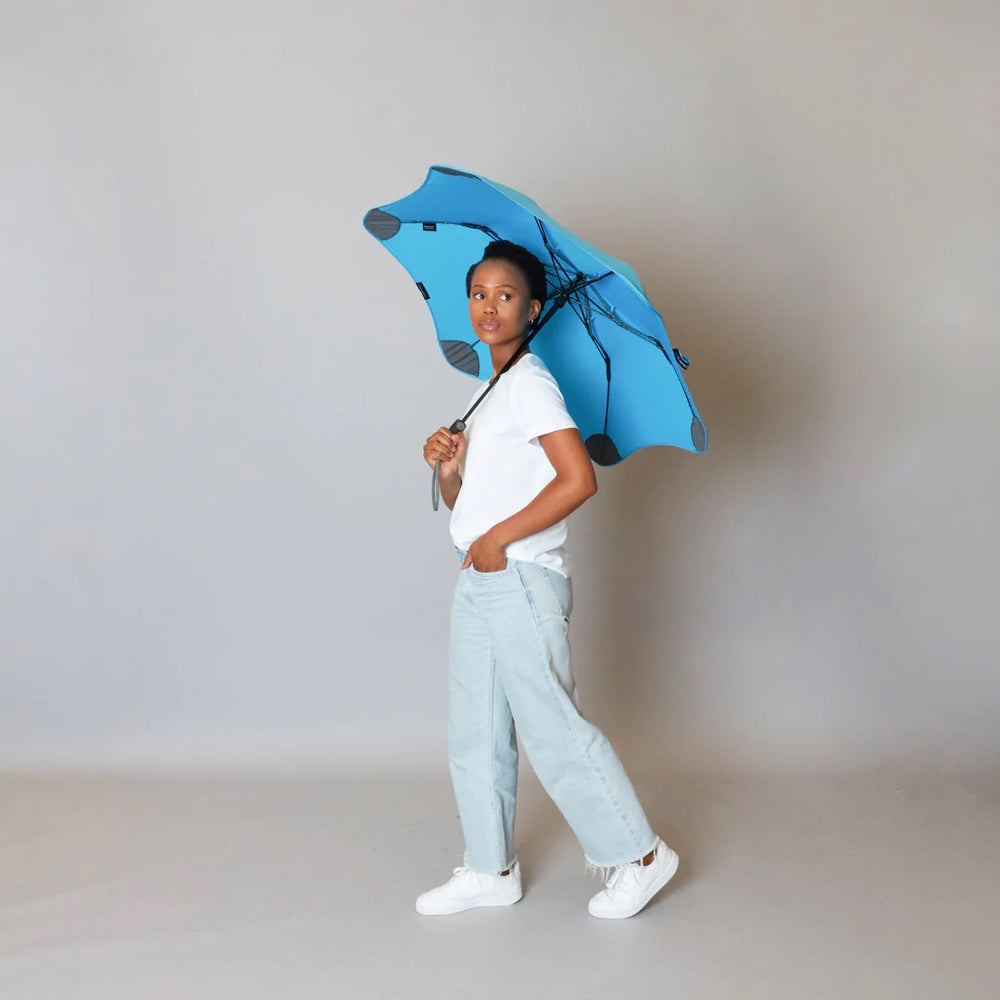 
                  
                    Metro Blue, hopfällbart paraply | Blunt Umbrellas
                  
                