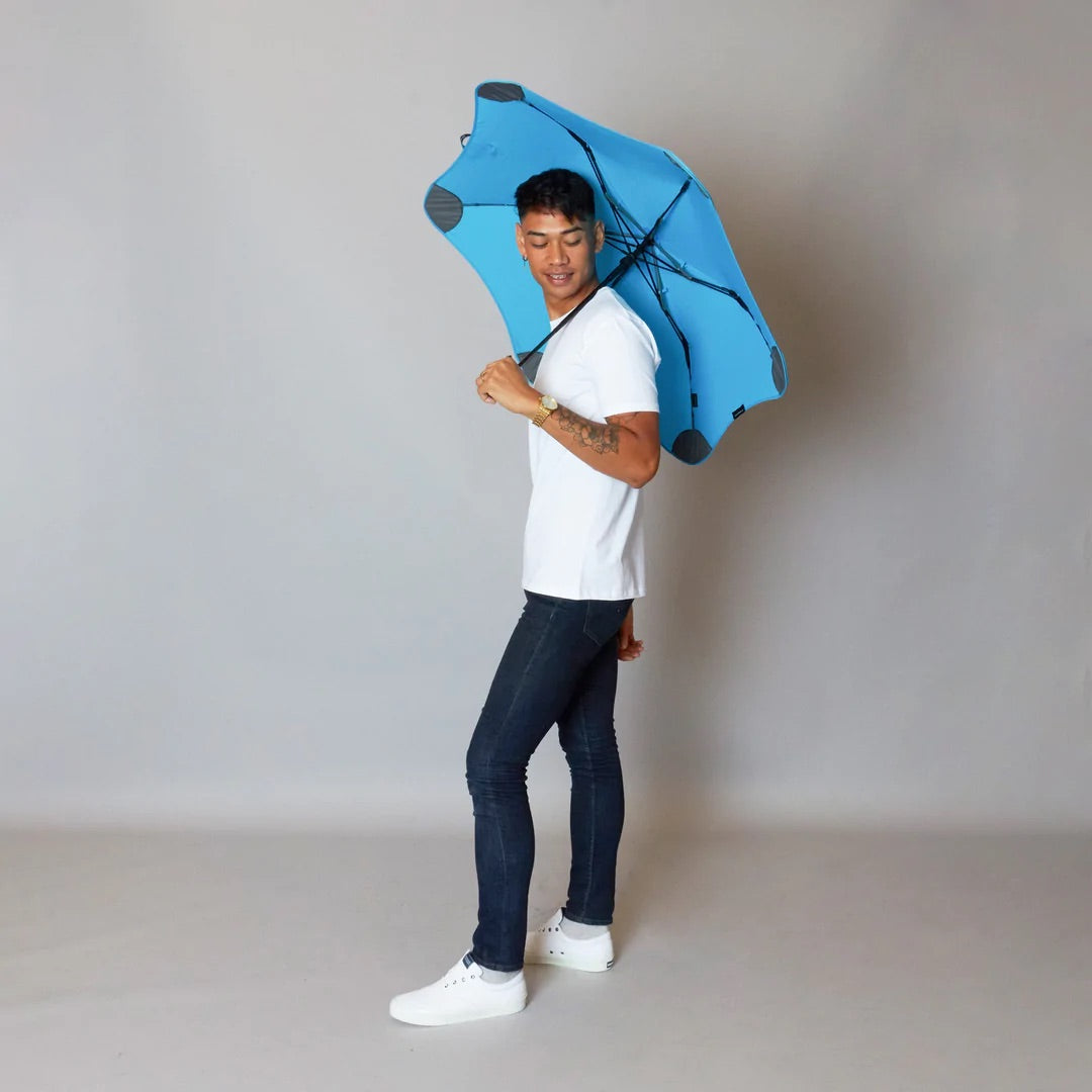 
                  
                    Metro Blue, hopfällbart paraply | Blunt Umbrellas
                  
                
