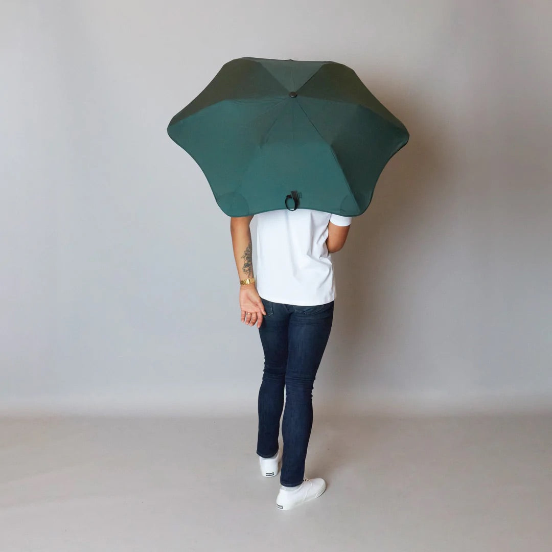 
                  
                    Metro Green, hopfällbart paraply | Blunt Umbrellas
                  
                