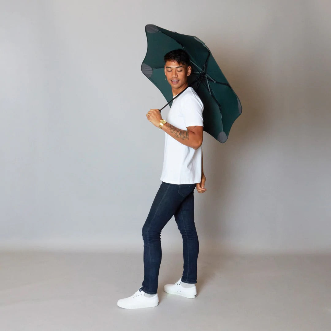 
                  
                    Metro Green, hopfällbart paraply | Blunt Umbrellas
                  
                